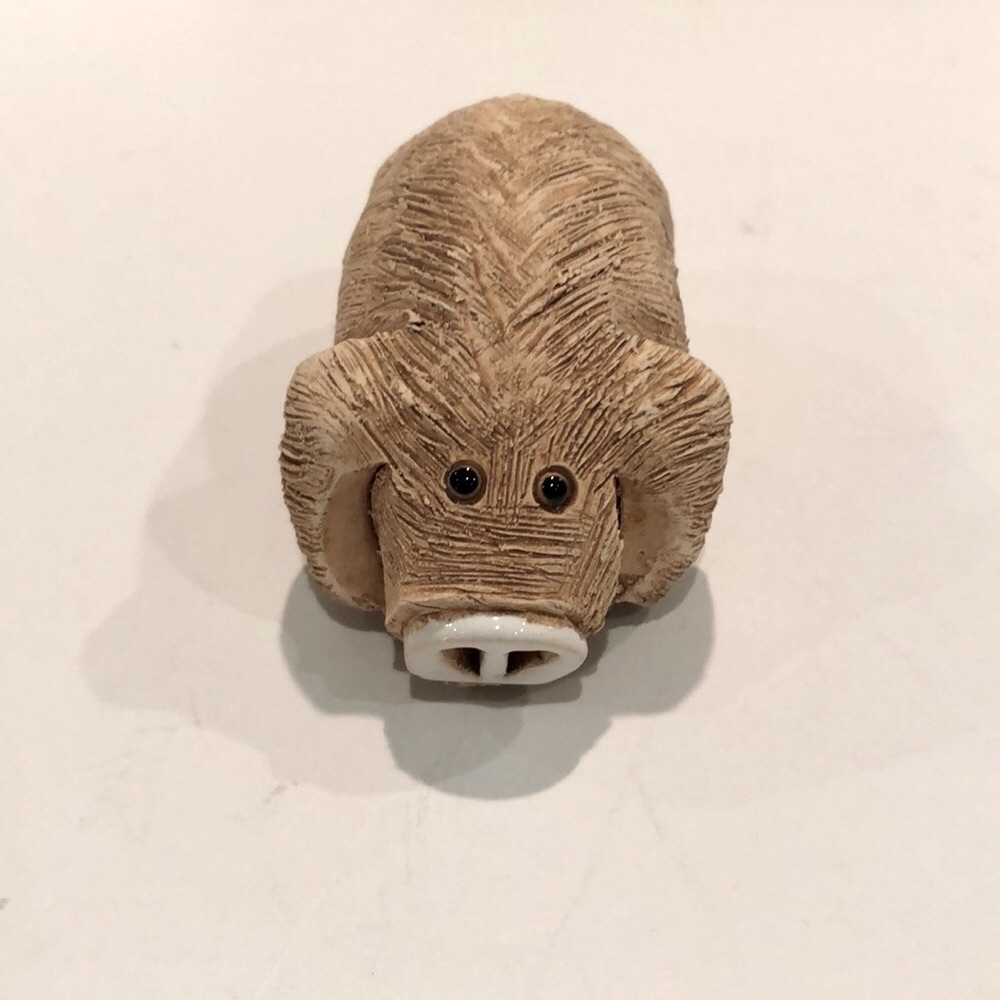 Vintage Artesania Rinconada Retired Pig Ceramic Figurine # 6W -  Mint Condition